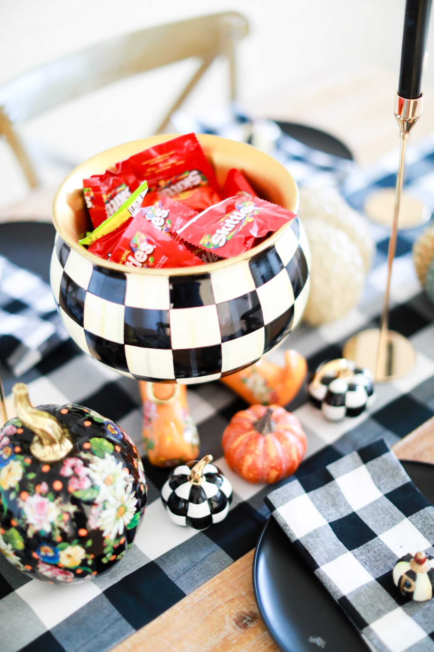 black and white gingham tablescape black and white gingham tablescape